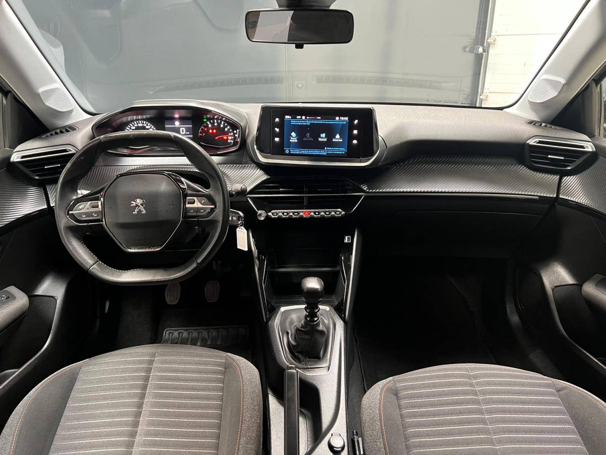 peugeot-208-2023-gasolina-1199cc