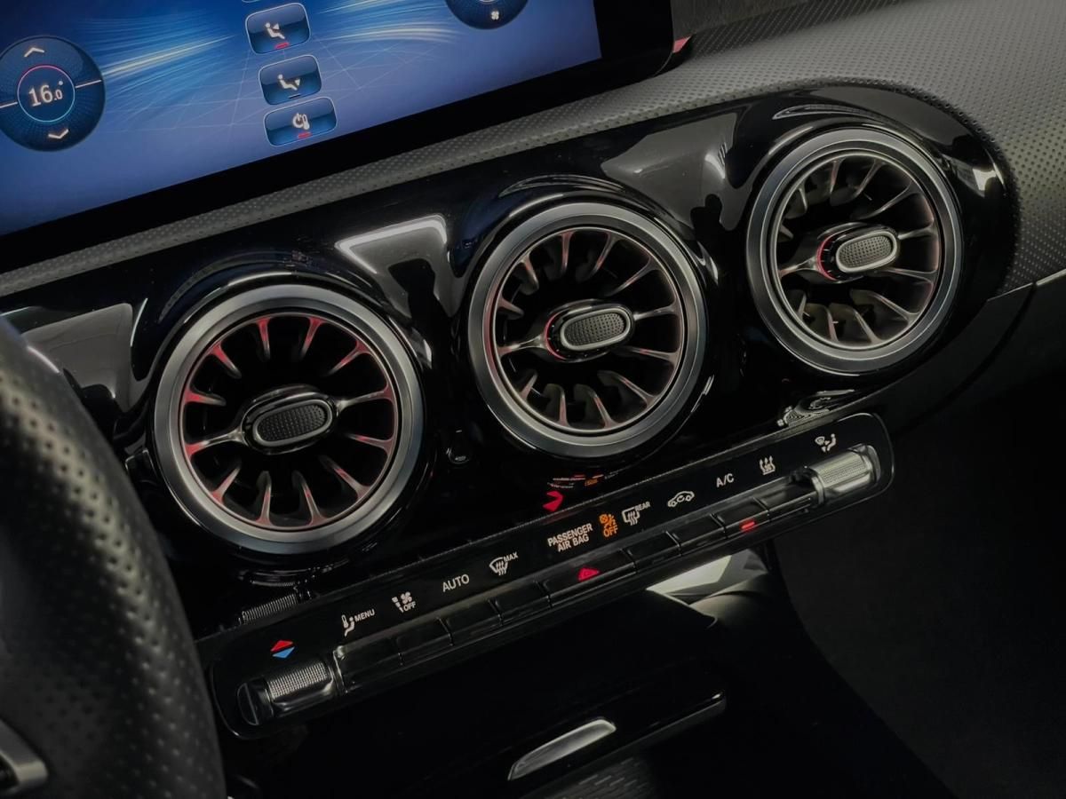 mercedes-benz-classe-a-2024-hibrido-a-gasolina-1332cc