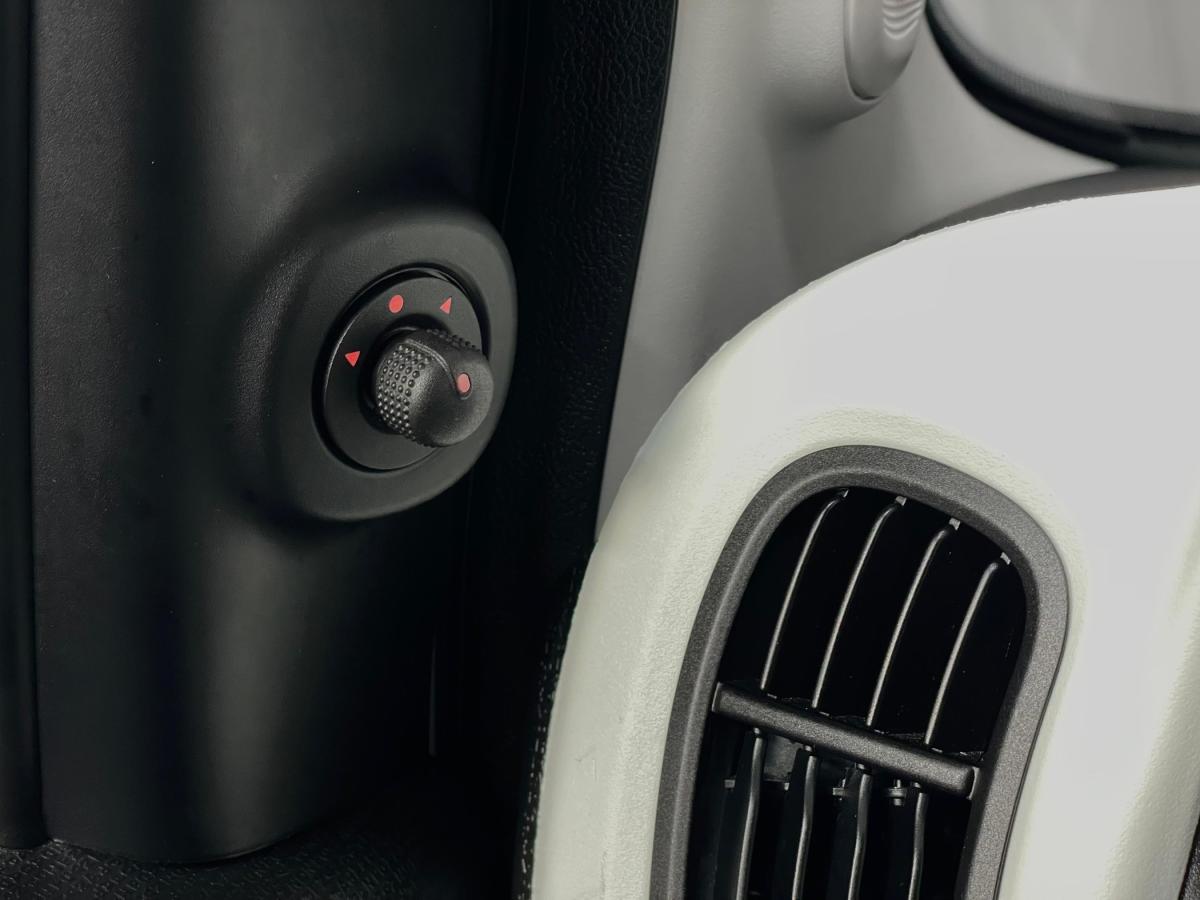 fiat-panda-2025-hibrido-a-gasolina-999cc