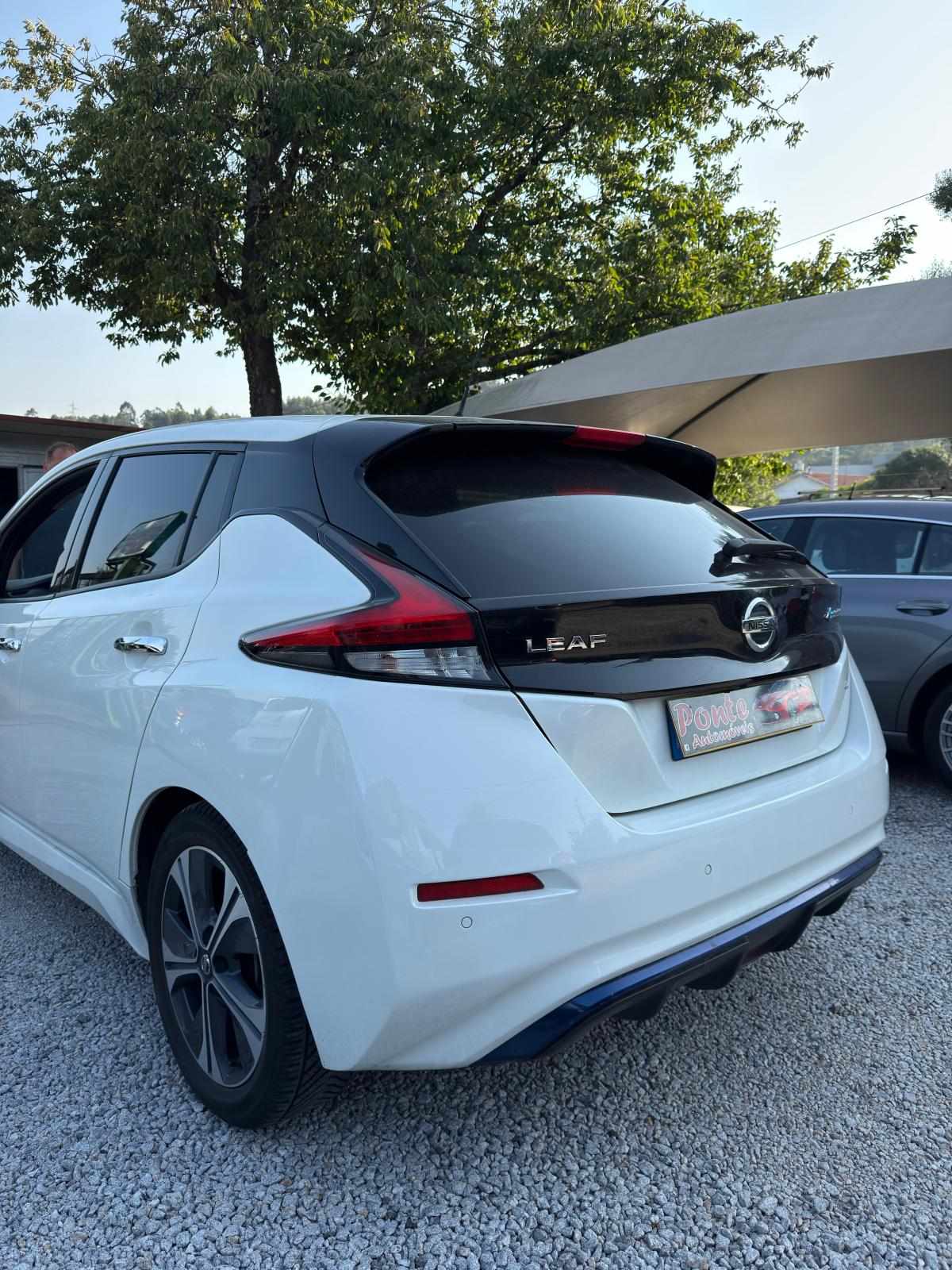 nissan-leaf-40-kwh-2020-eletrico