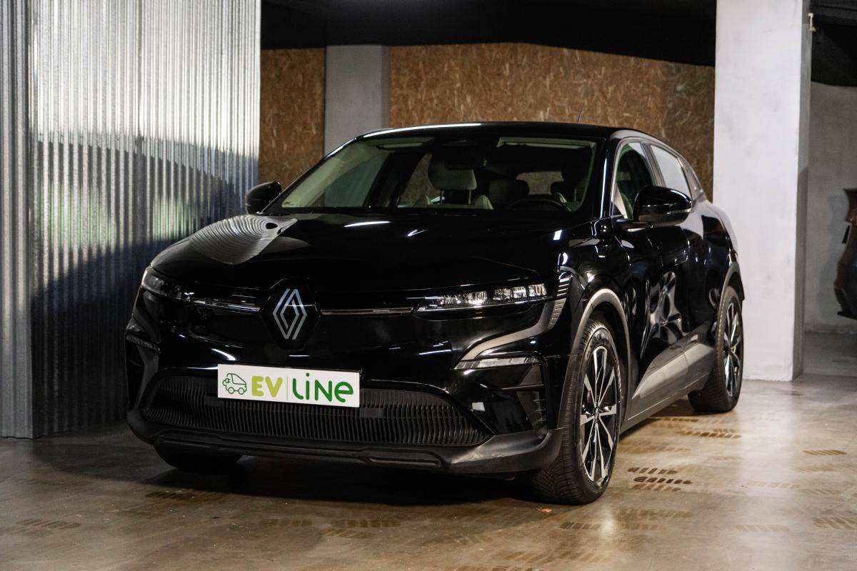 renault-megane-e-tech-2023-eletrico-0cc