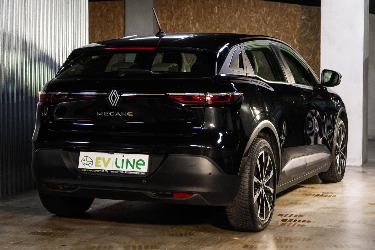 renault-megane-e-tech-2023-eletrico-0cc