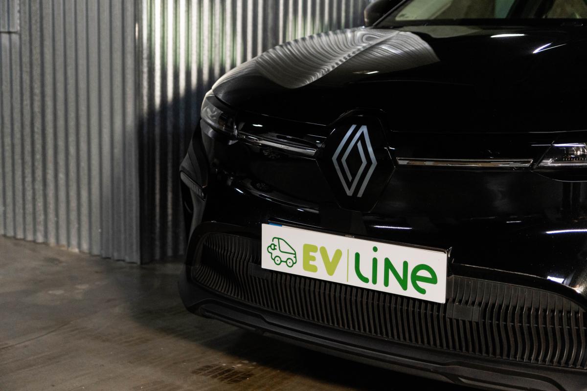 renault-megane-e-tech-2023-eletrico-0cc