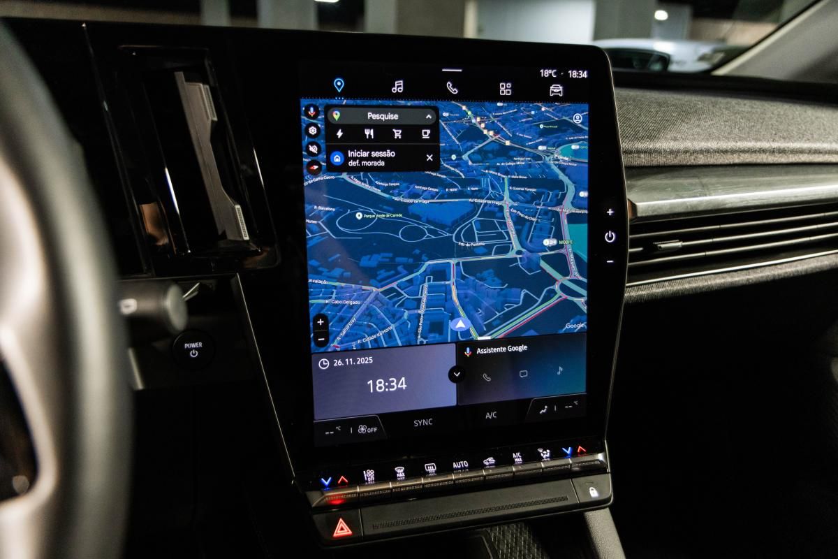 renault-megane-e-tech-2023-eletrico-0cc