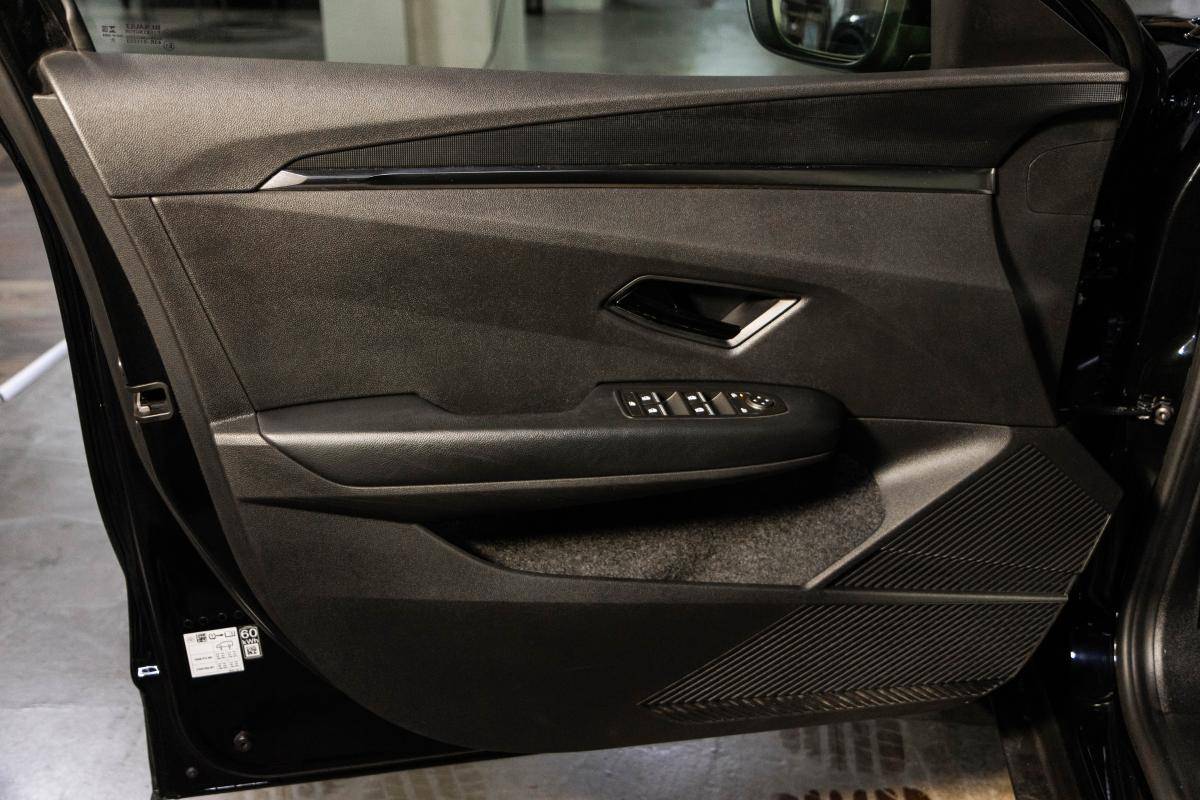 renault-megane-e-tech-2023-eletrico-0cc