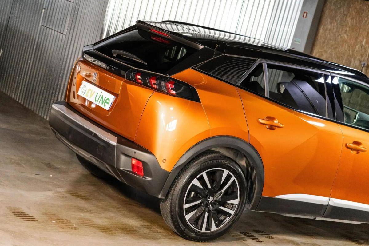 peugeot-e-2008-2022-eletrico-0cc