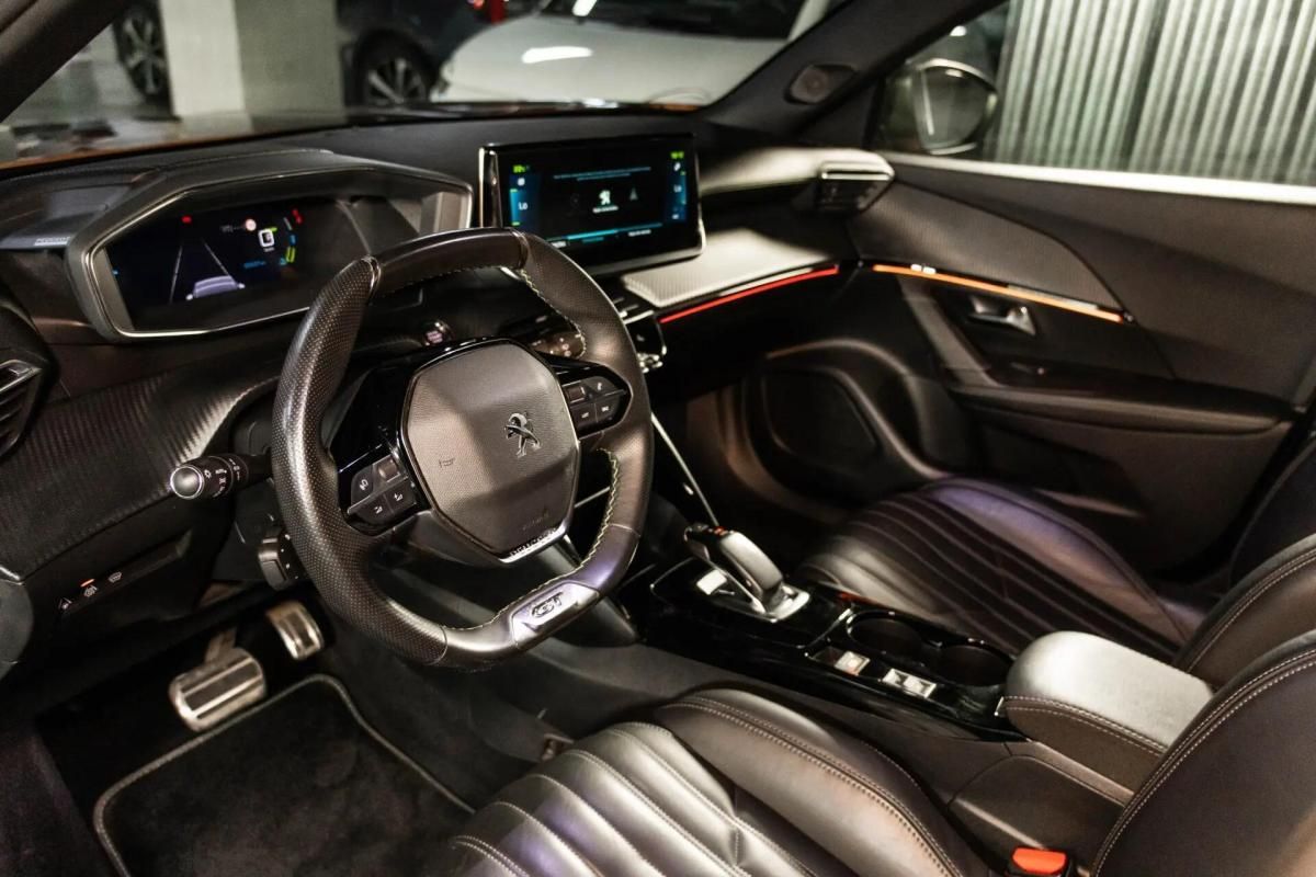 peugeot-e-2008-2022-eletrico-0cc