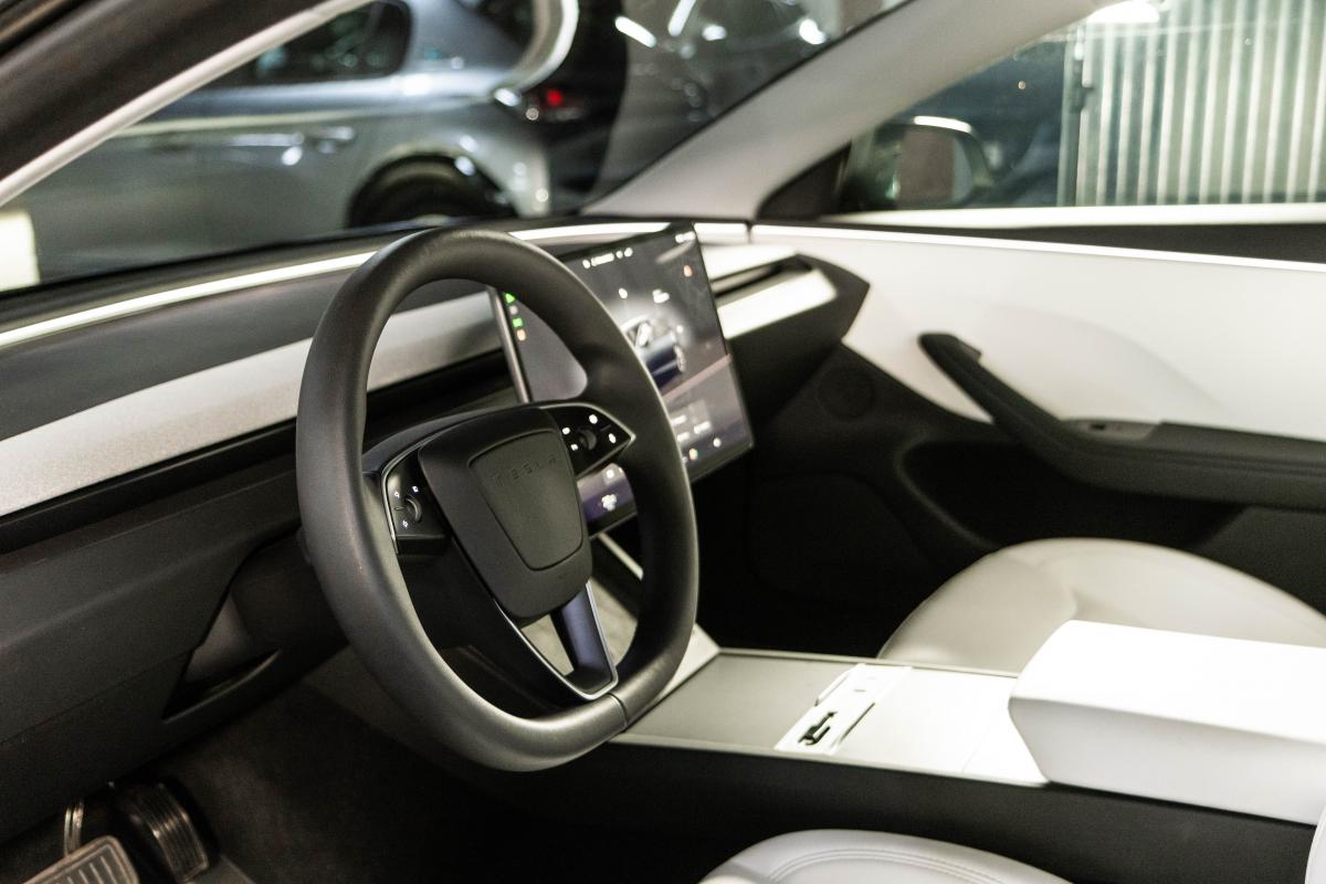 tesla-model-3-2024-eletrico-0cc