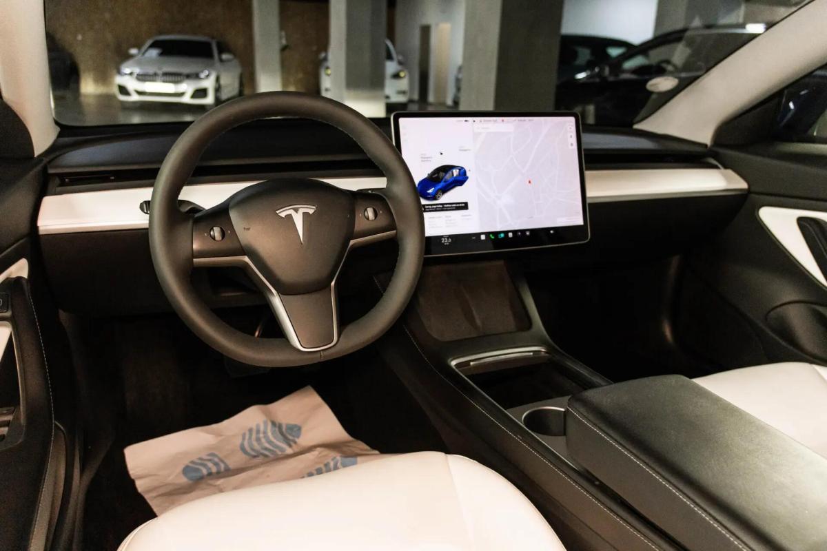 tesla-model-3-2021-eletrico-0cc