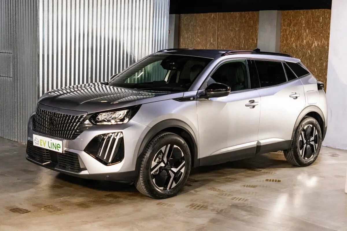 peugeot-e-2008-2025-eletrico-0cc