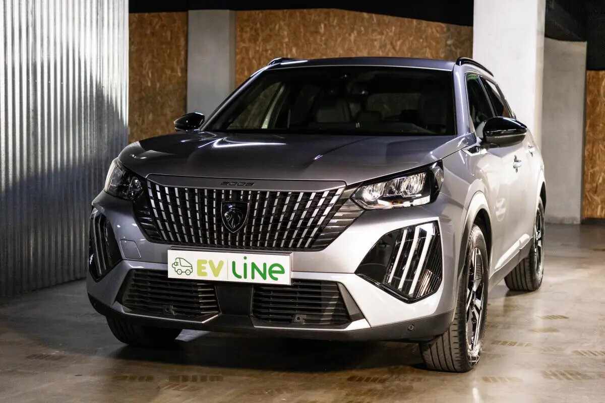 peugeot-e-2008-2025-eletrico-0cc
