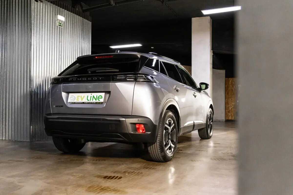 peugeot-e-2008-2025-eletrico-0cc