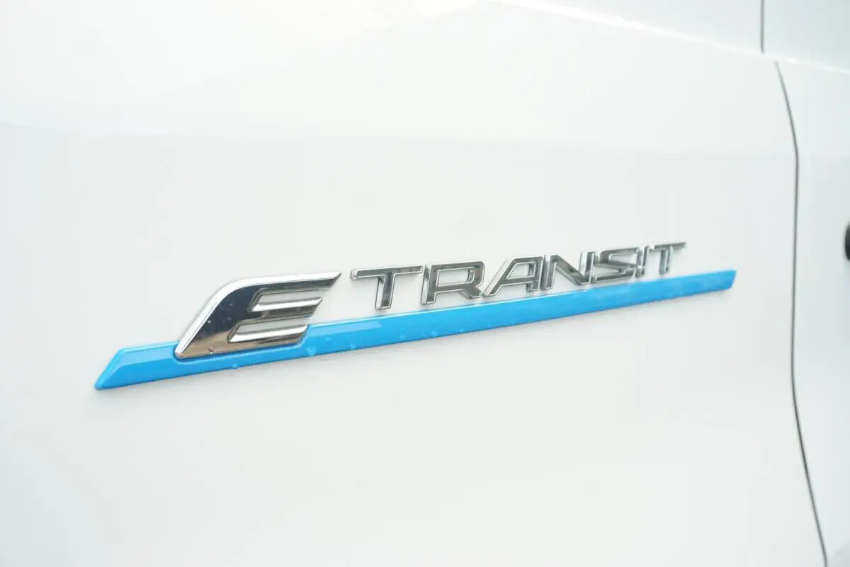ford-transit-2023-eletrico-0cc