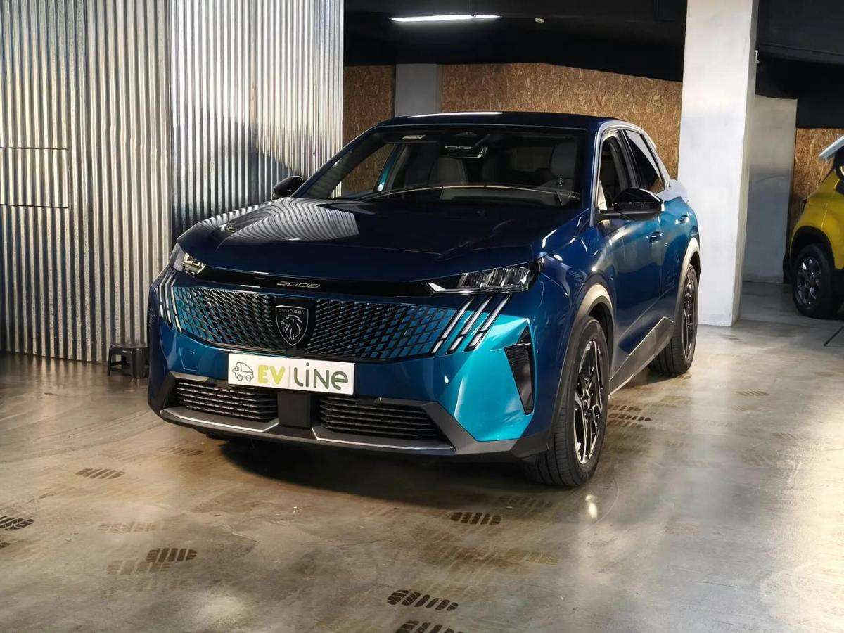 peugeot-e-3008-2025-eletrico-0cc