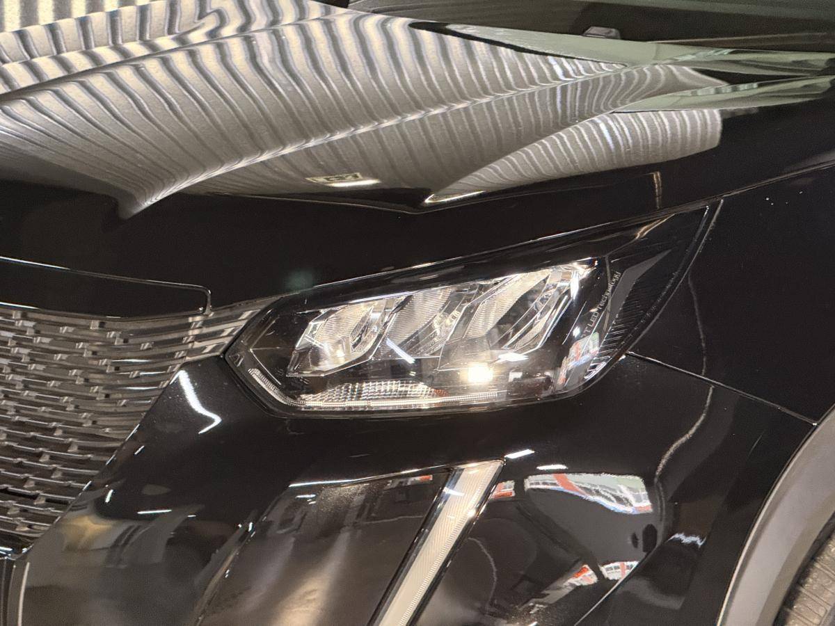 peugeot-e-2008-2022-eletrico-0cc