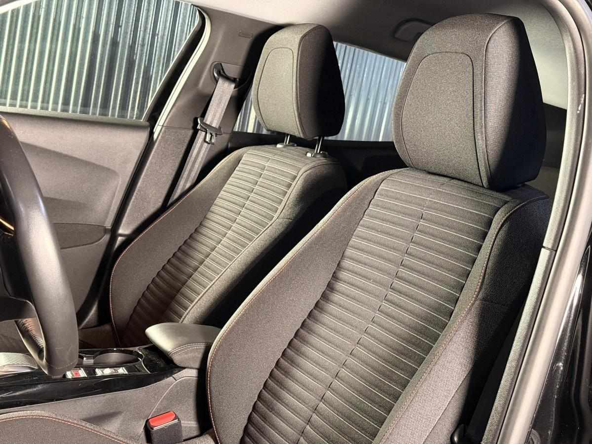 peugeot-e-2008-2022-eletrico-0cc