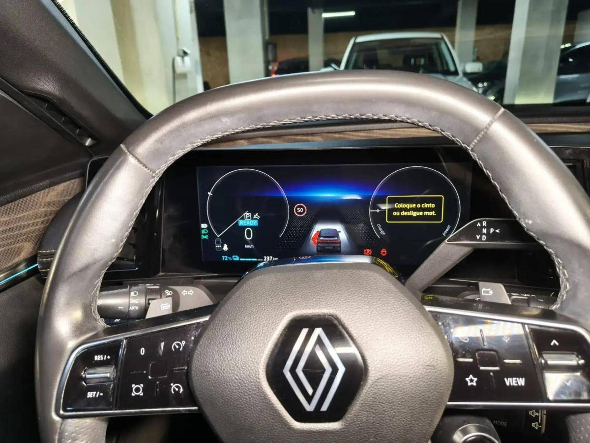 renault-megane-e-tech-2023-eletrico-0cc