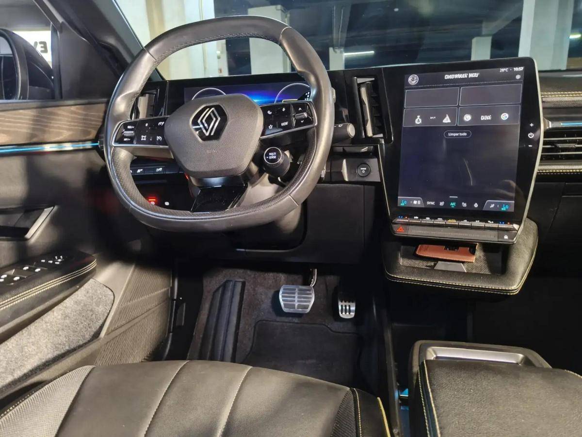 renault-megane-e-tech-2023-eletrico-0cc
