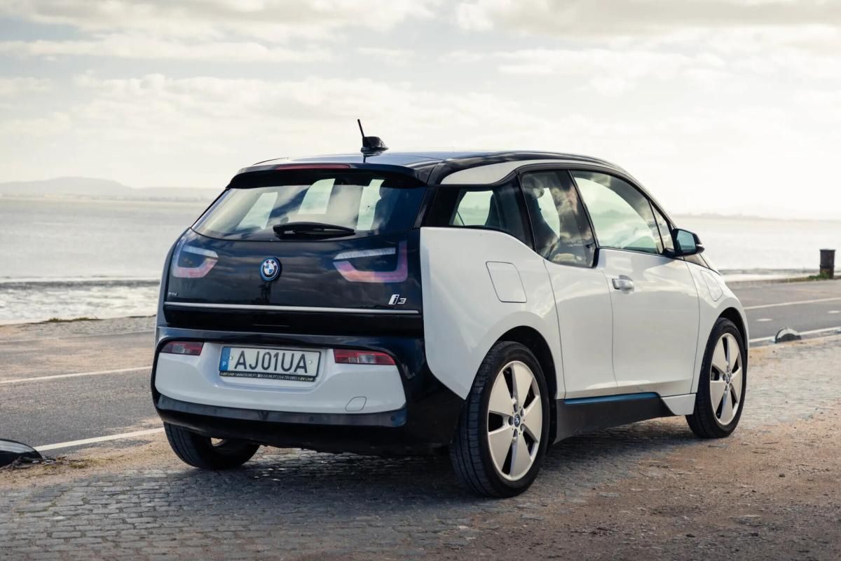 bmw-i3-94-ah-rex-2018-hibrido-a-gasolina-647cc