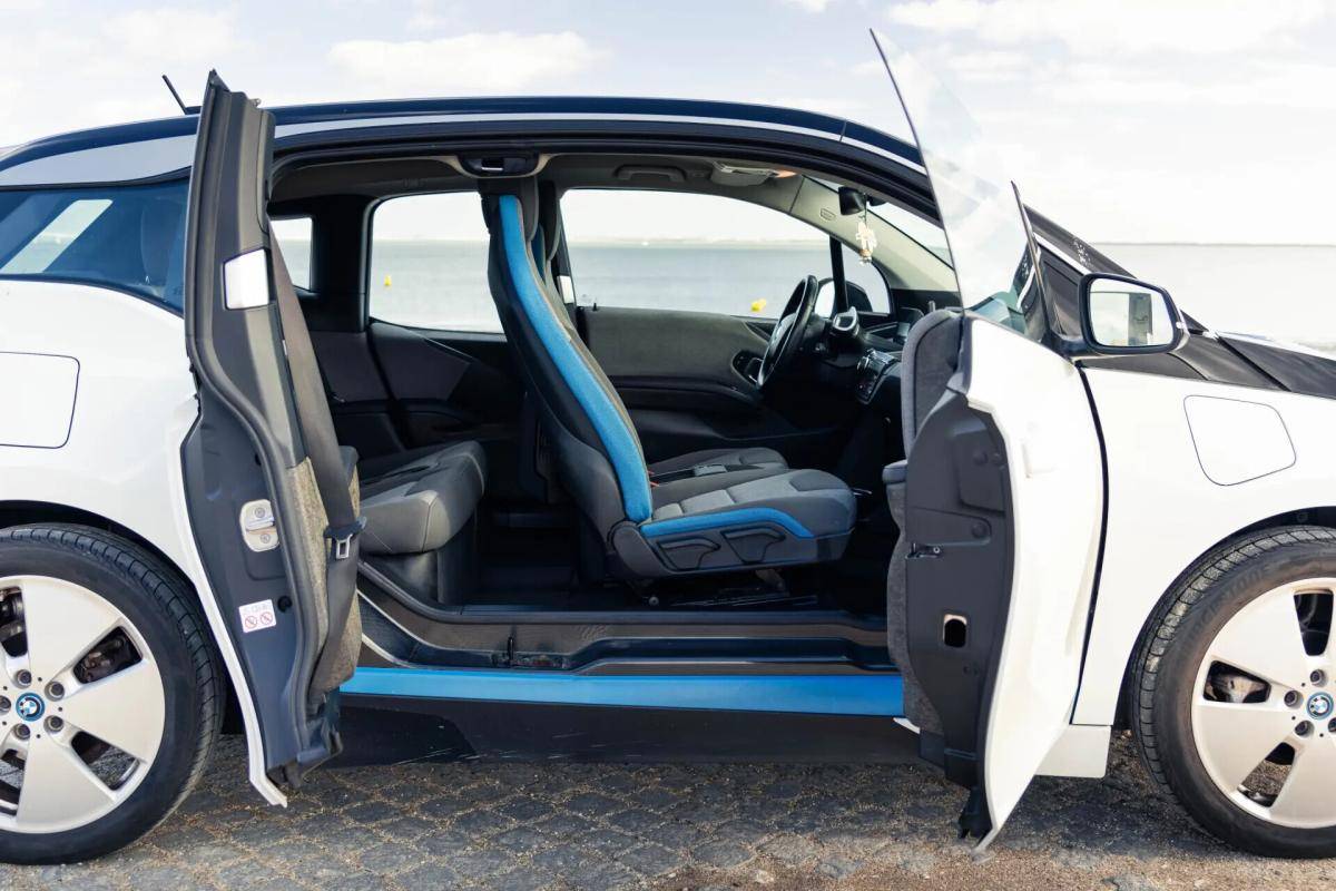 bmw-i3-94-ah-rex-2018-hibrido-a-gasolina-647cc