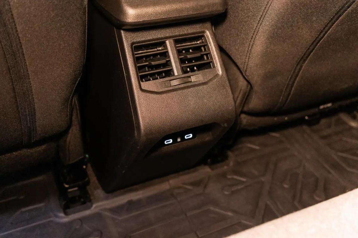 renault-megane-e-tech-2022-eletrico-0cc
