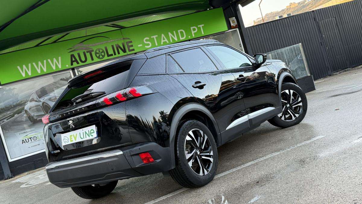 peugeot-e-2008-2023-eletrico-0cc