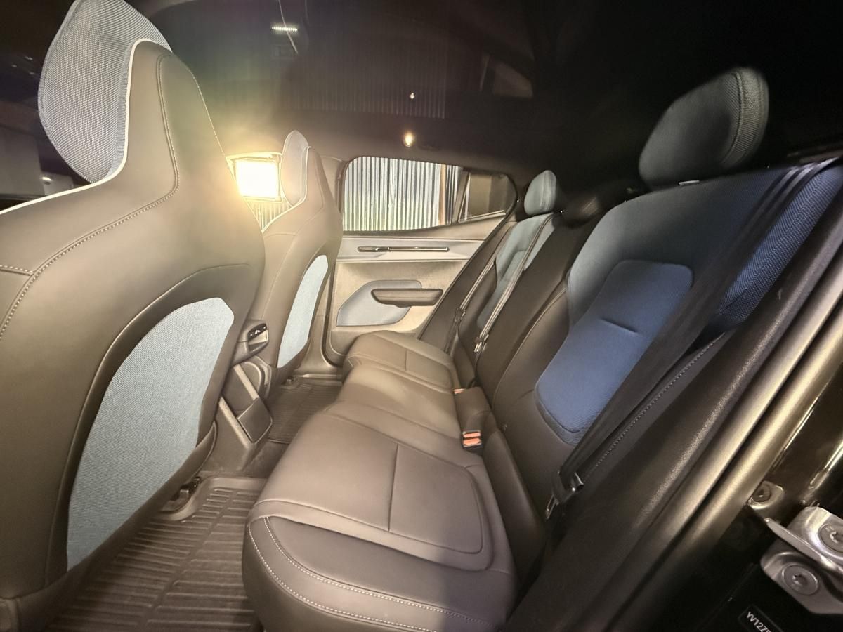 volvo-ex30-2024-eletrico-0cc