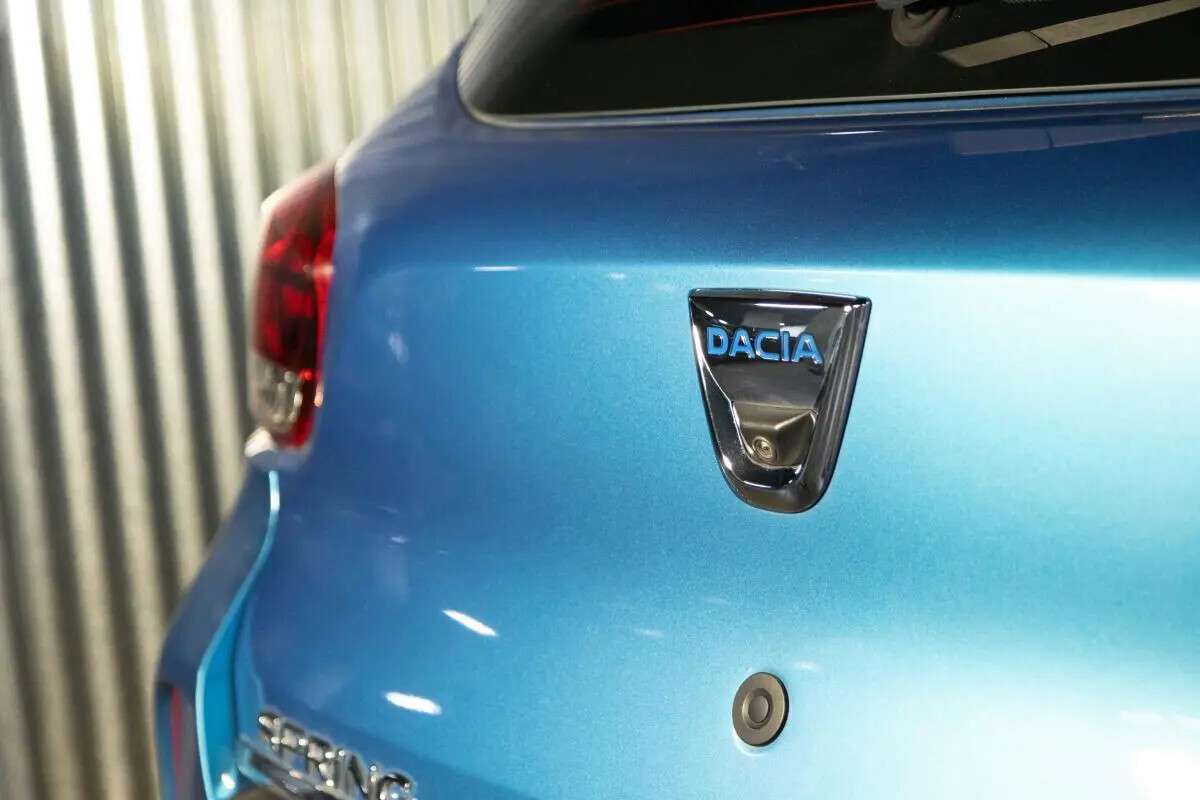 dacia-spring-2022-eletrico-0cc