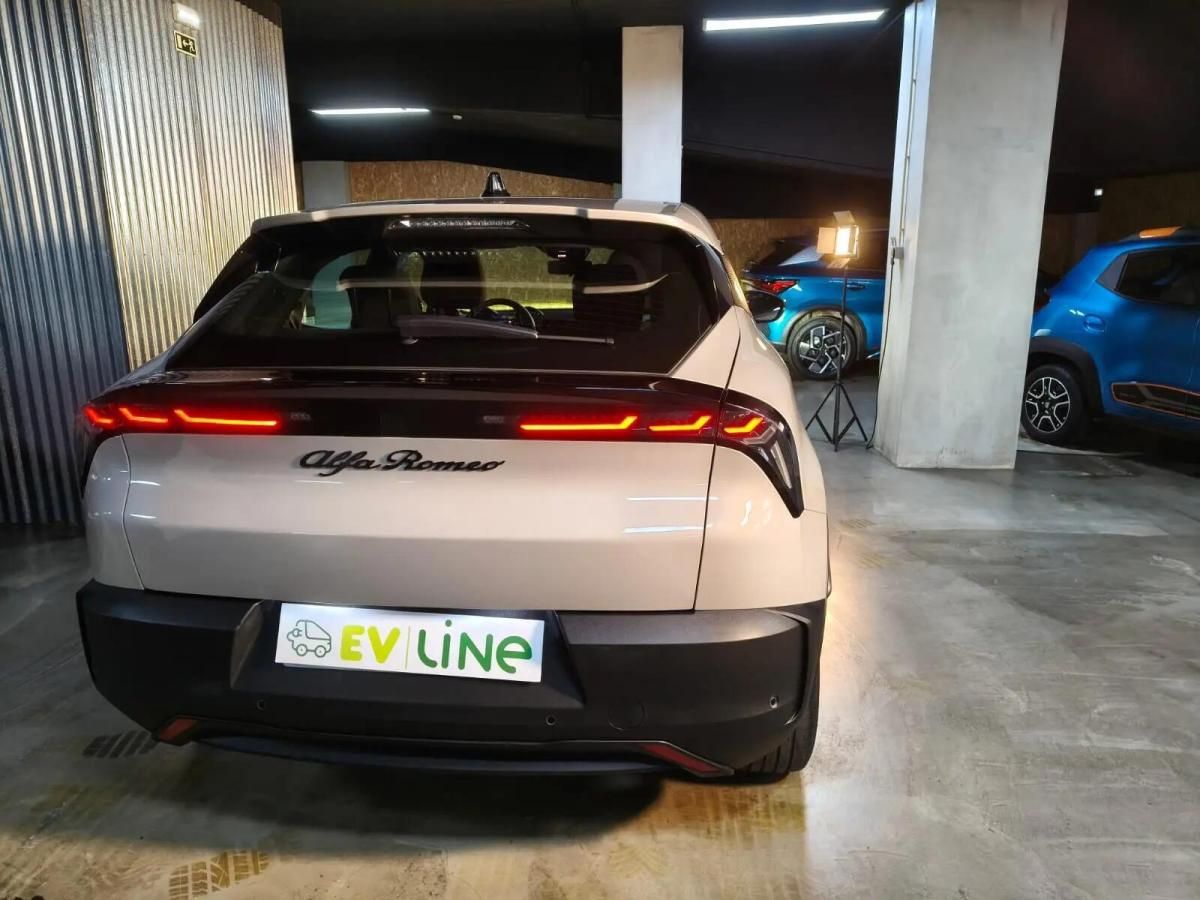 alfa-romeo-junior-2025-eletrico-0cc