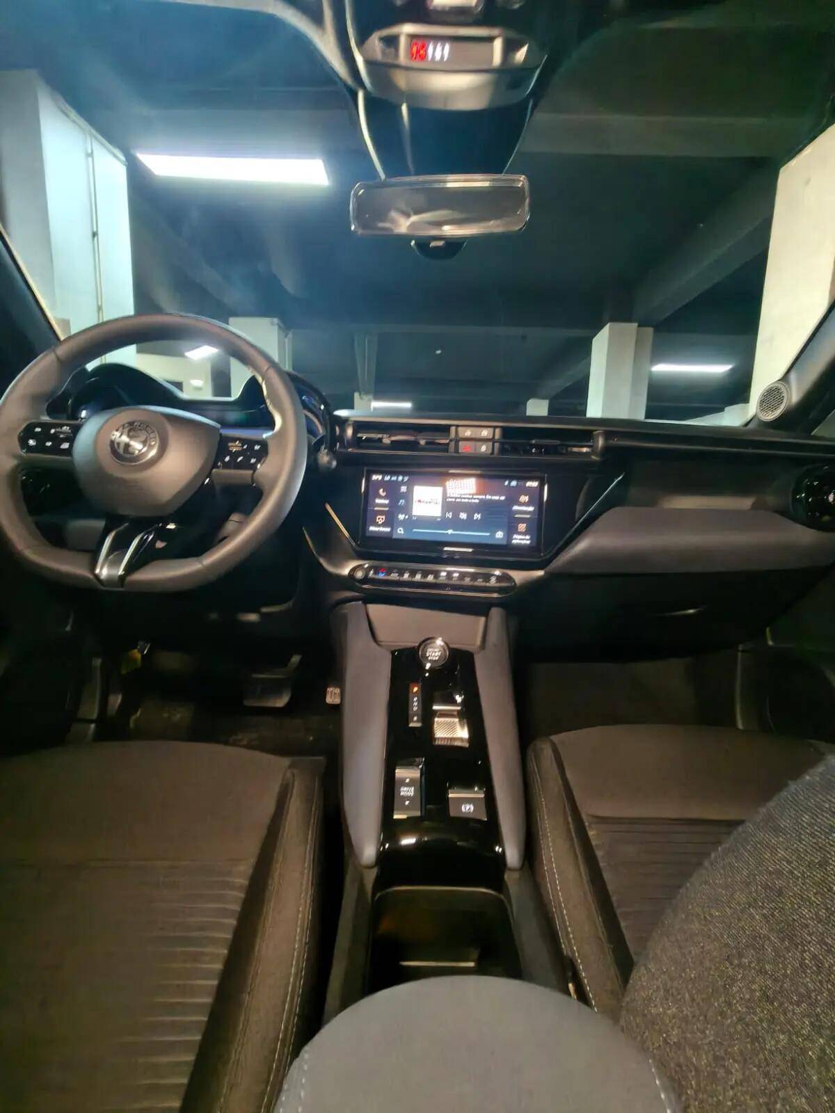alfa-romeo-junior-2025-eletrico-0cc