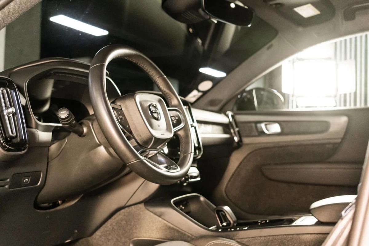 volvo-c40-2023-eletrico-0cc