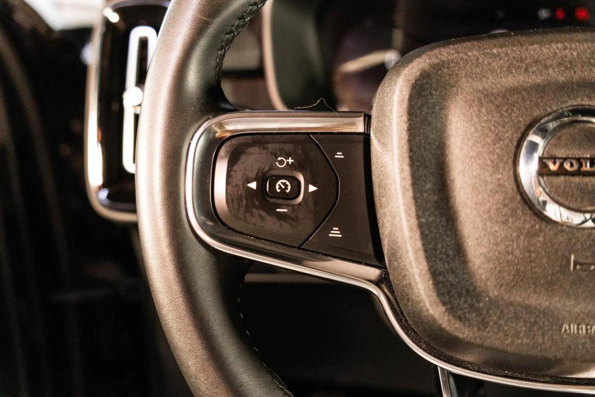 volvo-c40-2023-eletrico-0cc