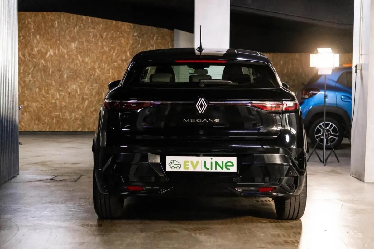 renault-megane-e-tech-2022-eletrico-0cc
