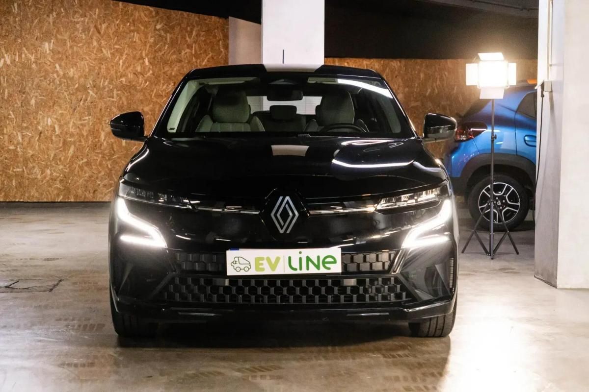 renault-megane-e-tech-2022-eletrico-0cc
