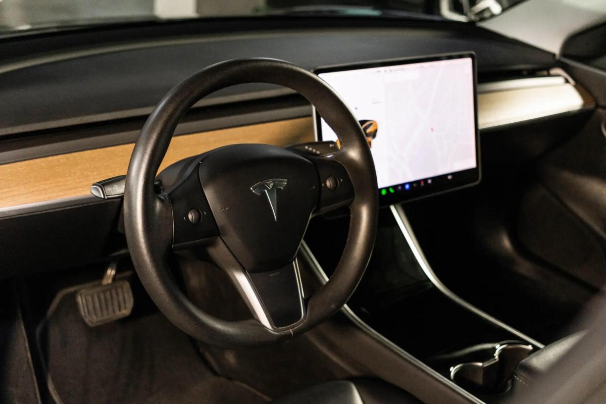 tesla-model-3-2020-eletrico-0cc