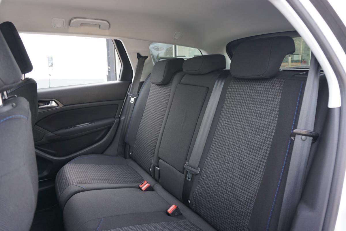 peugeot-308-sw-2019-diesel-1499cc