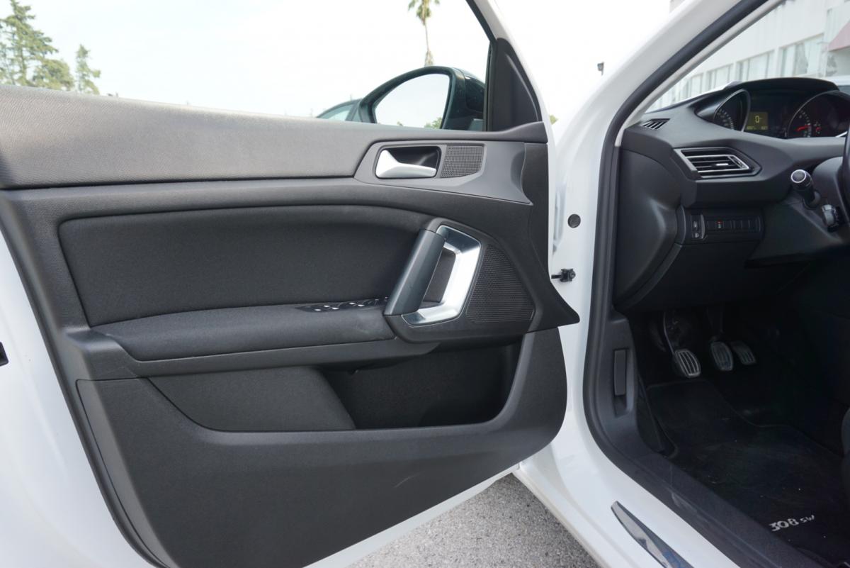 peugeot-308-sw-2019-diesel-1499cc