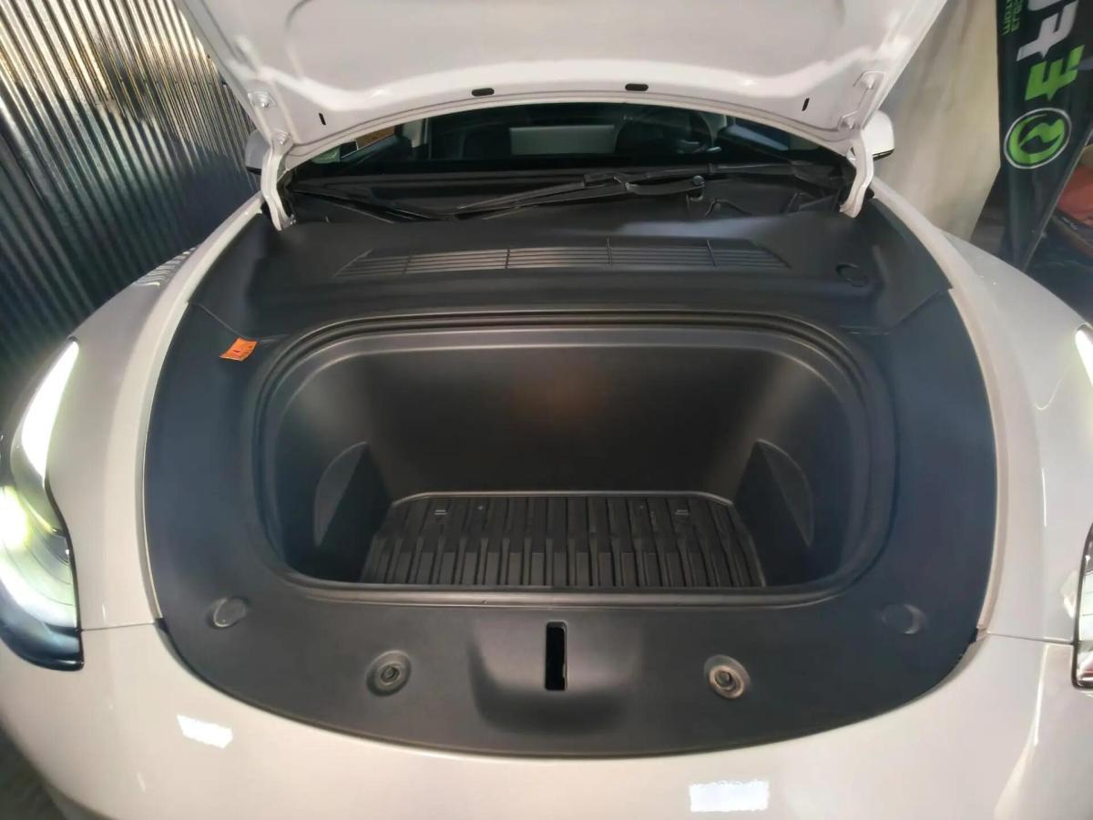 tesla-model-y-2024-eletrico-0cc