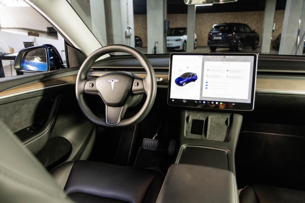 tesla-model-y-2023-eletrico-0cc