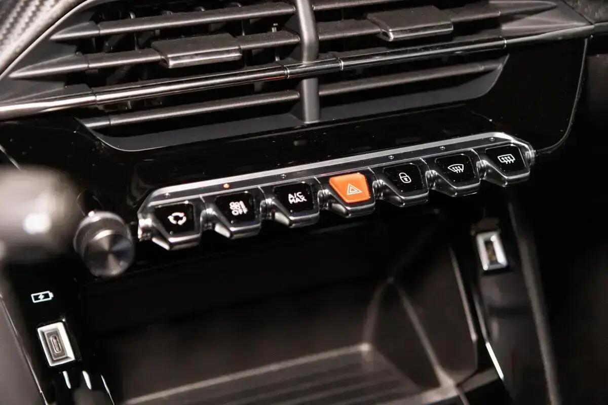 peugeot-e-208-2022-eletrico-0cc