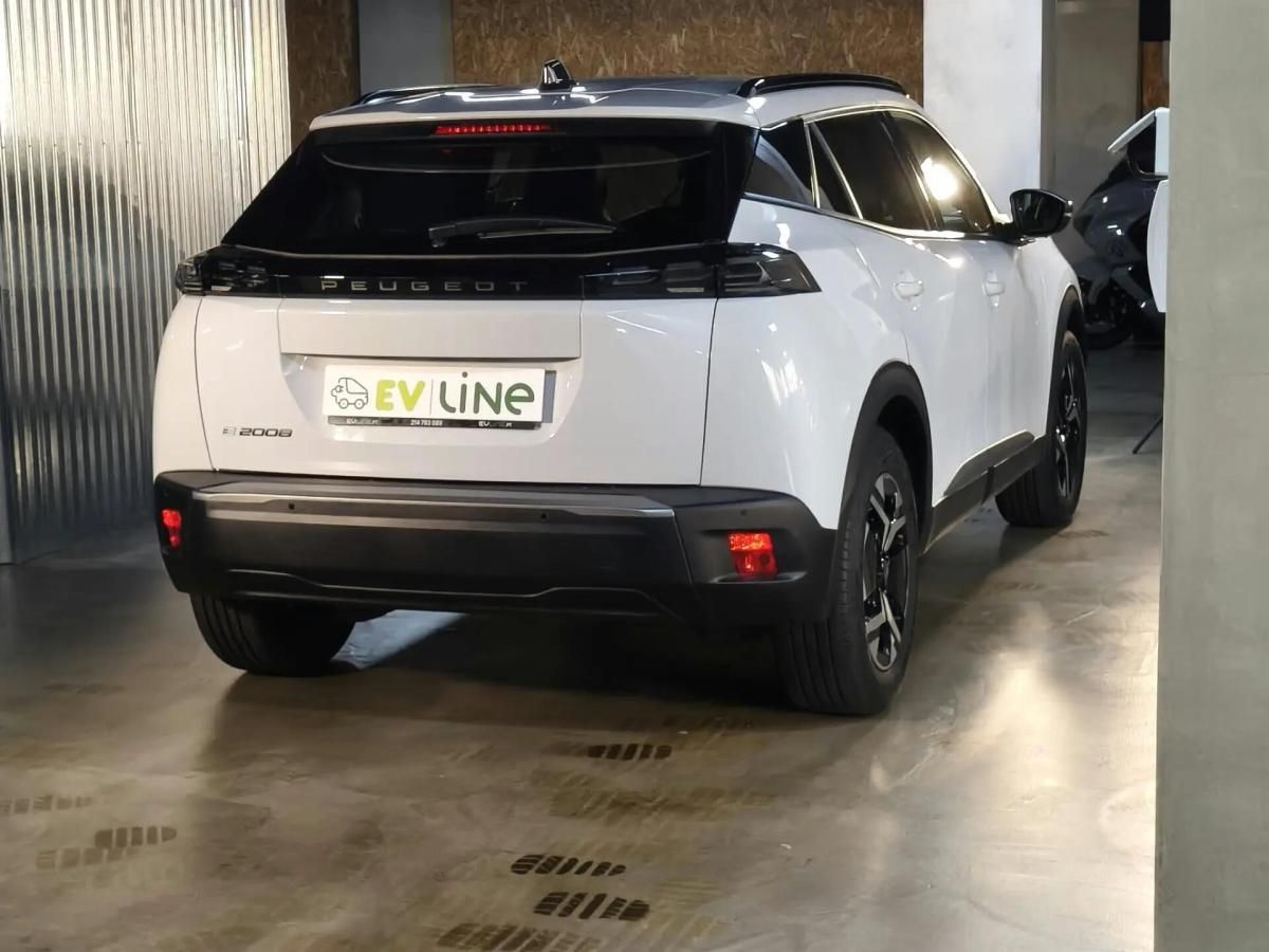 peugeot-e-2008-2025-eletrico-0cc