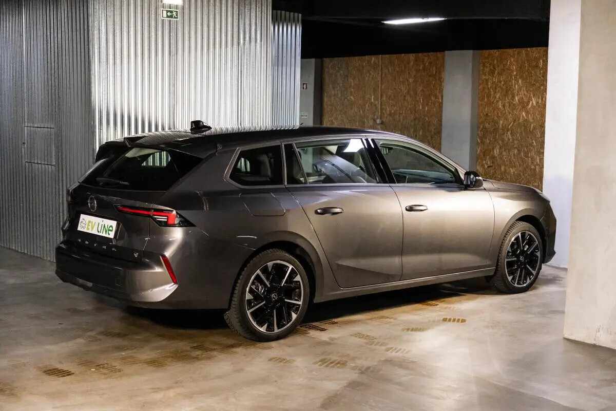 opel-astra-sport-tourer-2024-eletrico-0cc