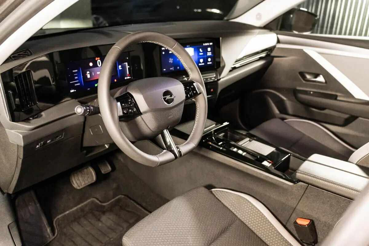 opel-astra-sport-tourer-2024-eletrico-0cc