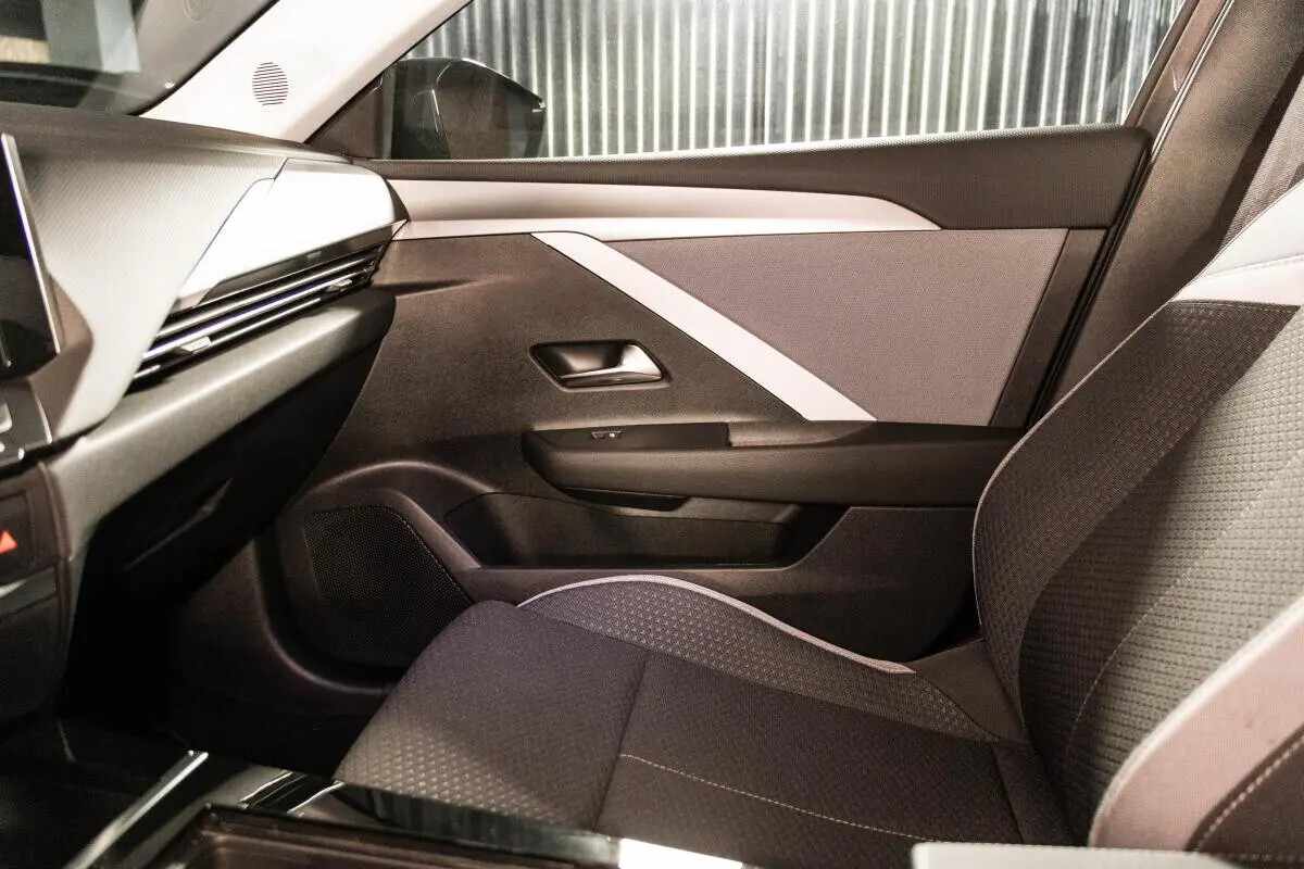 opel-astra-sport-tourer-2024-eletrico-0cc