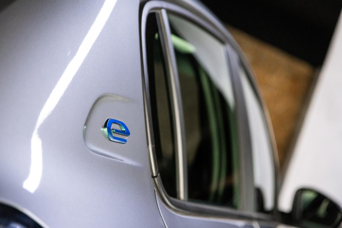 peugeot-e-208-2022-eletrico-0cc