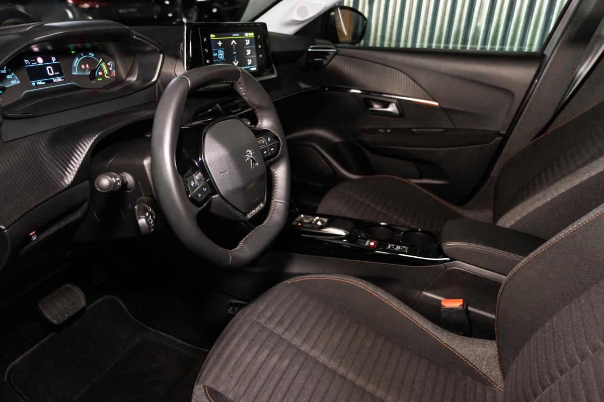 peugeot-e-208-2022-eletrico-0cc