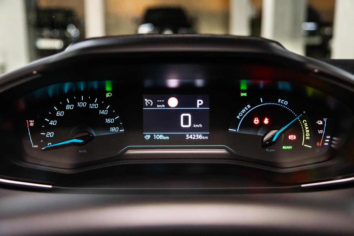 peugeot-e-208-2022-eletrico-0cc