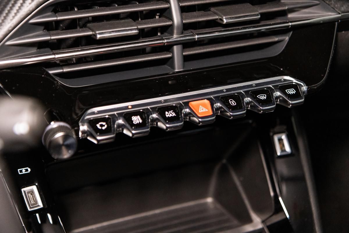 peugeot-e-208-2022-eletrico-0cc