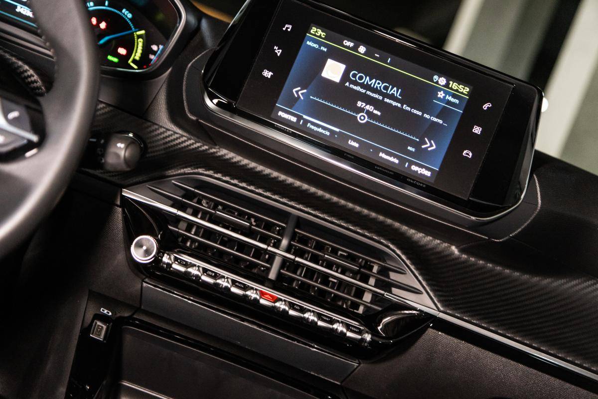 peugeot-e-208-2022-eletrico-0cc