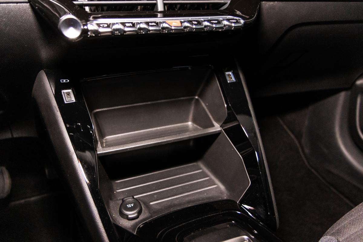 peugeot-e-208-2022-eletrico-0cc